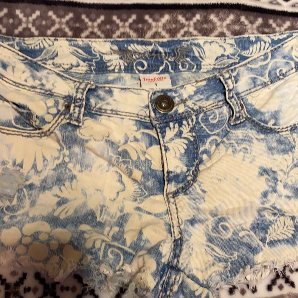 Floral shorts